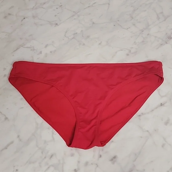 NWOT Athleta Clean Medium Swim Bottom Radiant Red - Medium - EXCELLENT CONDITION - Picture 3 of 5